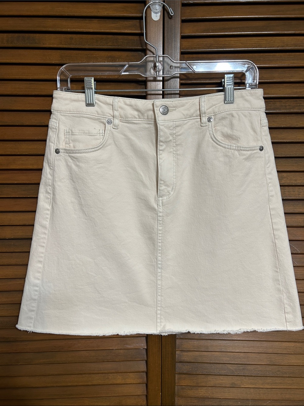 Loft Classic Cream Denim A-Line Raw Hemline Jean Skirt Size 4